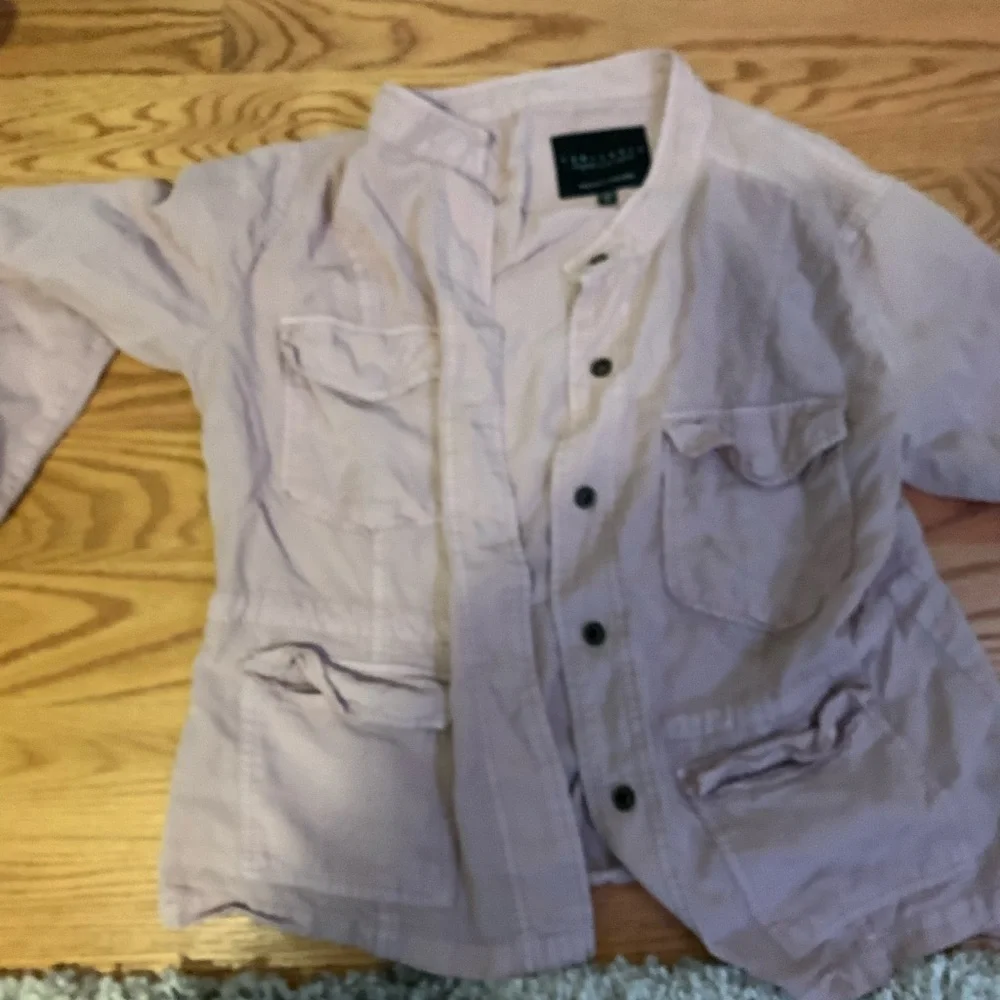 Pink button down - Picture 1 of 2
